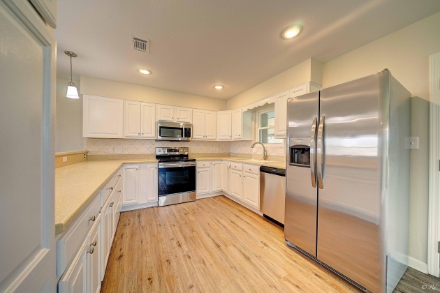 Panama City, Florida 32405, 4 Bedrooms Bedrooms, ,4 BathroomsBathrooms,Residential,For Sale,40th Plaza,868865
