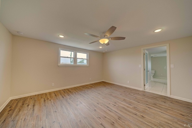 Panama City, Florida 32405, 4 Bedrooms Bedrooms, ,4 BathroomsBathrooms,Residential,For Sale,40th Plaza,868865