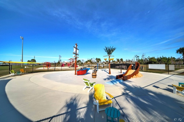 Panama City, Florida 32405, 4 Bedrooms Bedrooms, ,4 BathroomsBathrooms,Residential,For Sale,40th Plaza,868865