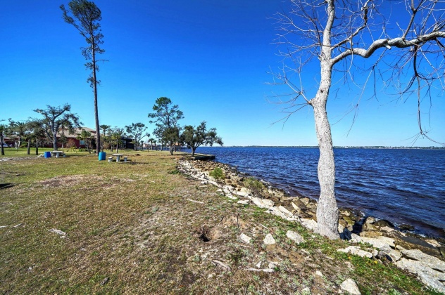 Panama City, Florida 32405, 4 Bedrooms Bedrooms, ,4 BathroomsBathrooms,Residential,For Sale,40th Plaza,868865