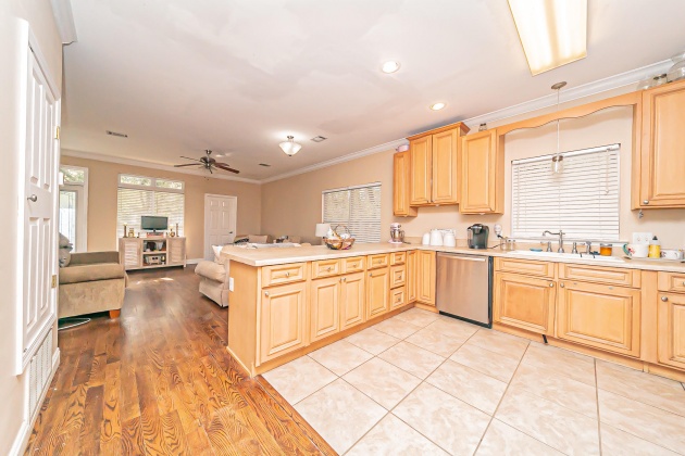Freeport, Florida 32439, 3 Bedrooms Bedrooms, ,3 BathroomsBathrooms,Residential,For Sale,Western,868619
