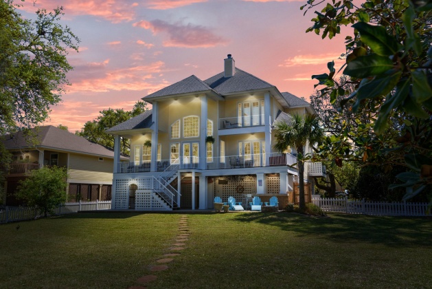 Gulf Breeze, Florida 32563, 4 Bedrooms Bedrooms, ,4 BathroomsBathrooms,Residential,For Sale,Sabine,868515