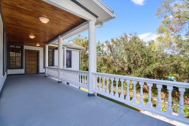 Pensacola, Florida 32501, 5 Bedrooms Bedrooms, ,5 BathroomsBathrooms,Residential,For Sale,Desoto,859617