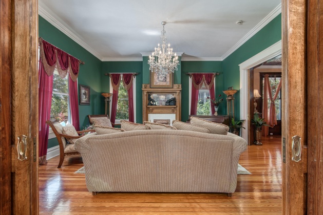 Pensacola, Florida 32501, 5 Bedrooms Bedrooms, ,5 BathroomsBathrooms,Residential,For Sale,Desoto,859617