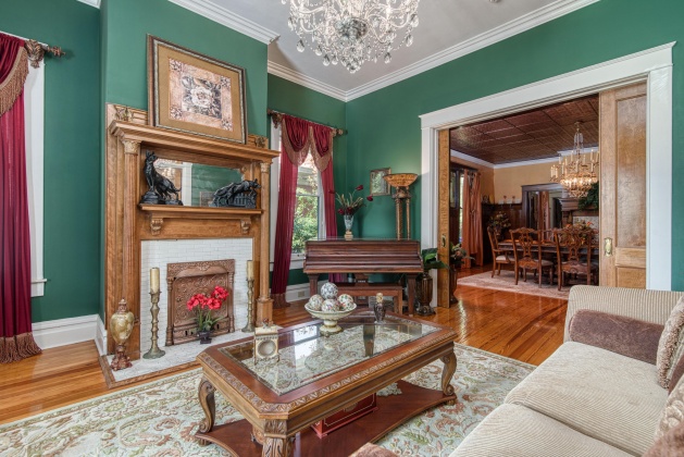 Pensacola, Florida 32501, 5 Bedrooms Bedrooms, ,5 BathroomsBathrooms,Residential,For Sale,Desoto,859617