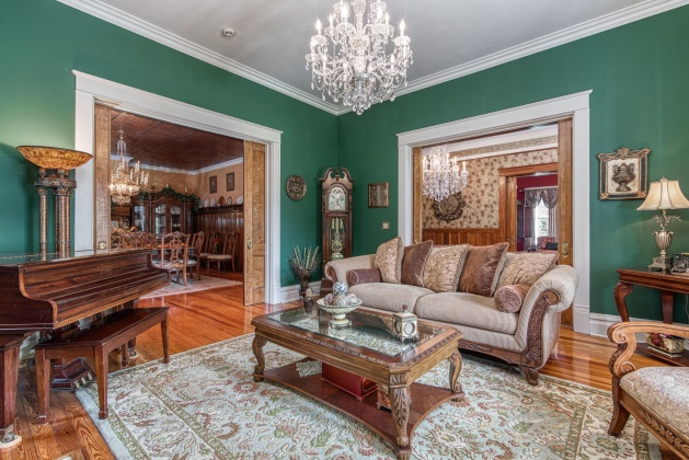 Pensacola, Florida 32501, 5 Bedrooms Bedrooms, ,5 BathroomsBathrooms,Residential,For Sale,Desoto,859617