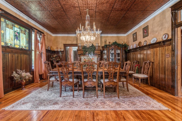 Pensacola, Florida 32501, 5 Bedrooms Bedrooms, ,5 BathroomsBathrooms,Residential,For Sale,Desoto,859617