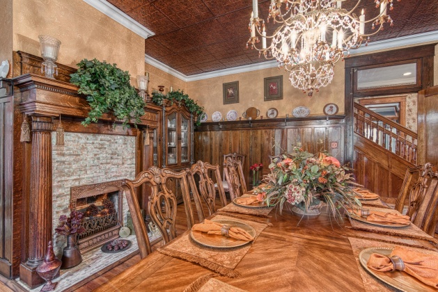 Pensacola, Florida 32501, 5 Bedrooms Bedrooms, ,5 BathroomsBathrooms,Residential,For Sale,Desoto,859617