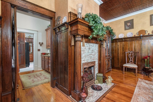 Pensacola, Florida 32501, 5 Bedrooms Bedrooms, ,5 BathroomsBathrooms,Residential,For Sale,Desoto,859617