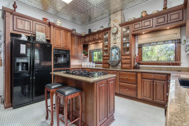 Pensacola, Florida 32501, 5 Bedrooms Bedrooms, ,5 BathroomsBathrooms,Residential,For Sale,Desoto,859617