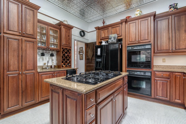 Pensacola, Florida 32501, 5 Bedrooms Bedrooms, ,5 BathroomsBathrooms,Residential,For Sale,Desoto,859617