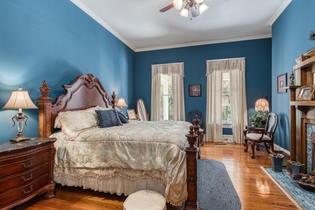 Pensacola, Florida 32501, 5 Bedrooms Bedrooms, ,5 BathroomsBathrooms,Residential,For Sale,Desoto,859617