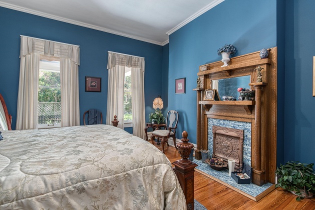 Pensacola, Florida 32501, 5 Bedrooms Bedrooms, ,5 BathroomsBathrooms,Residential,For Sale,Desoto,859617