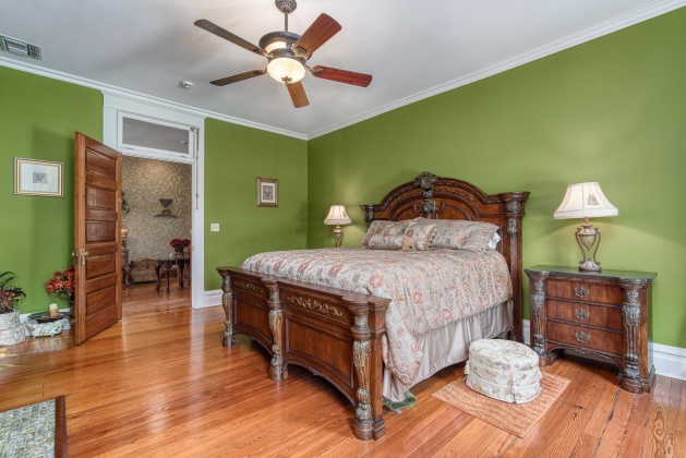 Pensacola, Florida 32501, 5 Bedrooms Bedrooms, ,5 BathroomsBathrooms,Residential,For Sale,Desoto,859617