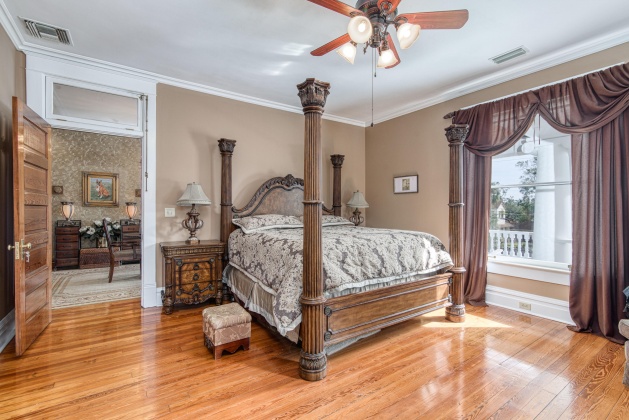 Pensacola, Florida 32501, 5 Bedrooms Bedrooms, ,5 BathroomsBathrooms,Residential,For Sale,Desoto,859617