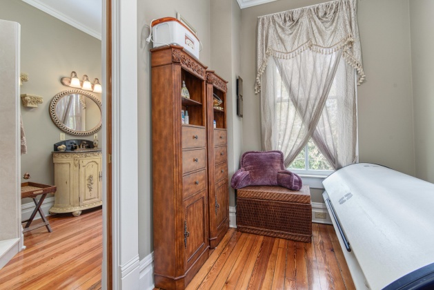 Pensacola, Florida 32501, 5 Bedrooms Bedrooms, ,5 BathroomsBathrooms,Residential,For Sale,Desoto,859617