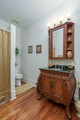 Pensacola, Florida 32501, 5 Bedrooms Bedrooms, ,5 BathroomsBathrooms,Residential,For Sale,Desoto,859617