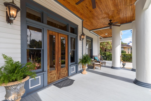 Pensacola, Florida 32501, 5 Bedrooms Bedrooms, ,5 BathroomsBathrooms,Residential,For Sale,Desoto,859617