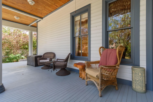 Pensacola, Florida 32501, 5 Bedrooms Bedrooms, ,5 BathroomsBathrooms,Residential,For Sale,Desoto,859617