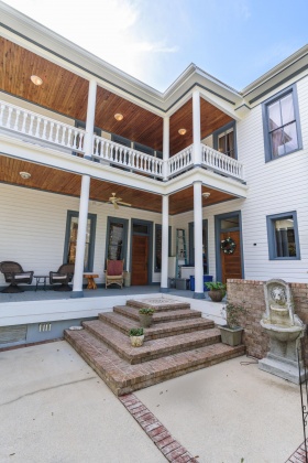 Pensacola, Florida 32501, 5 Bedrooms Bedrooms, ,5 BathroomsBathrooms,Residential,For Sale,Desoto,859617