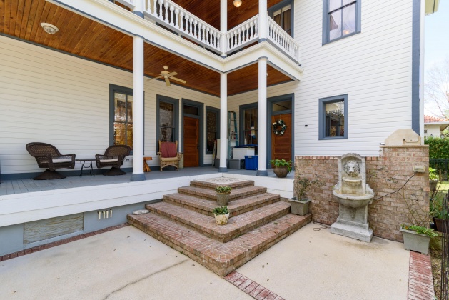 Pensacola, Florida 32501, 5 Bedrooms Bedrooms, ,5 BathroomsBathrooms,Residential,For Sale,Desoto,859617