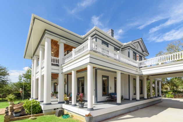 Pensacola, Florida 32501, 5 Bedrooms Bedrooms, ,5 BathroomsBathrooms,Residential,For Sale,Desoto,859617