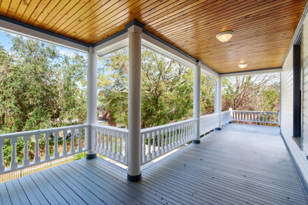 Pensacola, Florida 32501, 5 Bedrooms Bedrooms, ,5 BathroomsBathrooms,Residential,For Sale,Desoto,859617