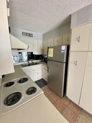 Panama City Beach, Florida 32408, 1 Bedroom Bedrooms, ,2 BathroomsBathrooms,Residential,For Sale,Thomas,869004