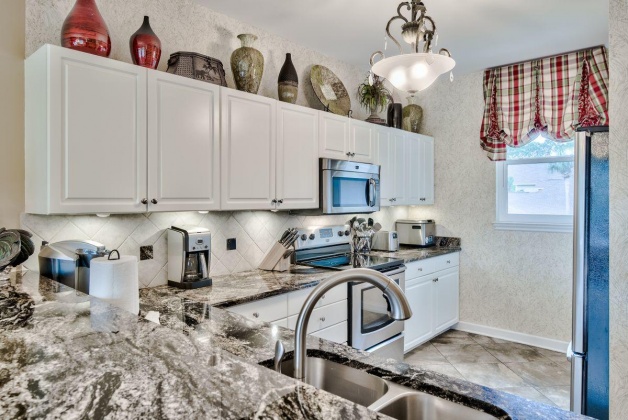 Miramar Beach, Florida 32550, 2 Bedrooms Bedrooms, ,3 BathroomsBathrooms,Residential,For Sale,Turnberry,869050