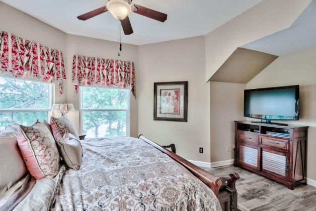 Miramar Beach, Florida 32550, 2 Bedrooms Bedrooms, ,3 BathroomsBathrooms,Residential,For Sale,Turnberry,869050