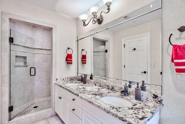 Miramar Beach, Florida 32550, 2 Bedrooms Bedrooms, ,3 BathroomsBathrooms,Residential,For Sale,Turnberry,869050