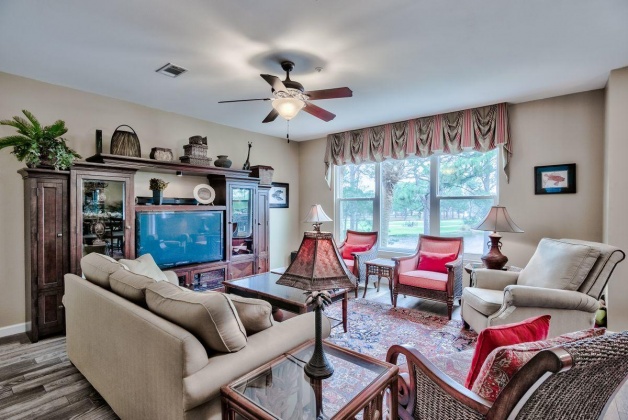Miramar Beach, Florida 32550, 2 Bedrooms Bedrooms, ,3 BathroomsBathrooms,Residential,For Sale,Turnberry,869050