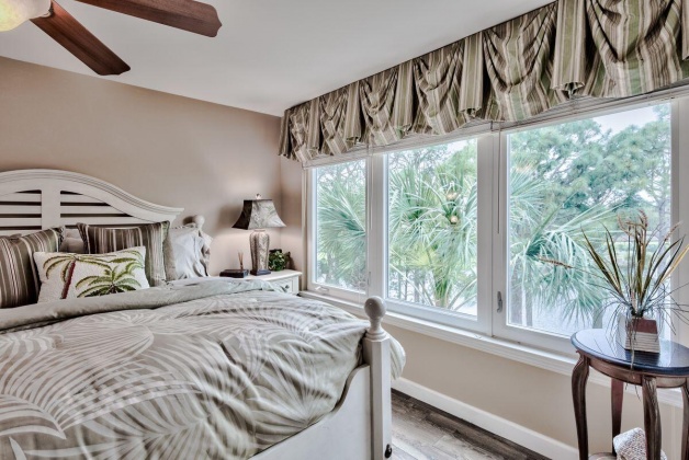 Miramar Beach, Florida 32550, 2 Bedrooms Bedrooms, ,3 BathroomsBathrooms,Residential,For Sale,Turnberry,869050