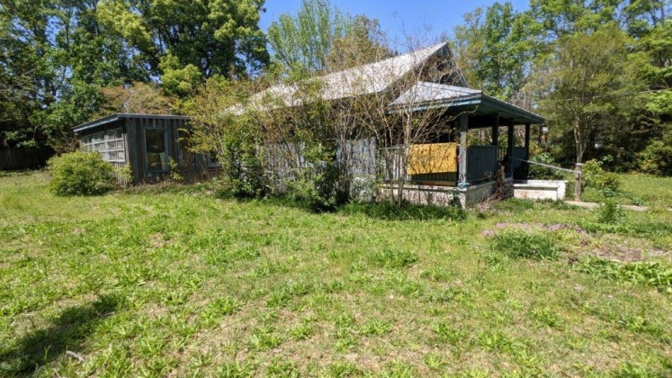 Defuniak Springs, Florida 32435, 3 Bedrooms Bedrooms, ,2 BathroomsBathrooms,Residential,For Sale,Hubbard,869074