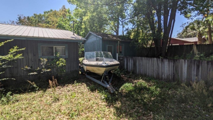 Defuniak Springs, Florida 32435, 3 Bedrooms Bedrooms, ,2 BathroomsBathrooms,Residential,For Sale,Hubbard,869074