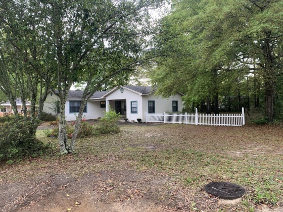 Defuniak Springs, Florida 32435, 3 Bedrooms Bedrooms, ,2 BathroomsBathrooms,Residential,For Sale,Bay,869100