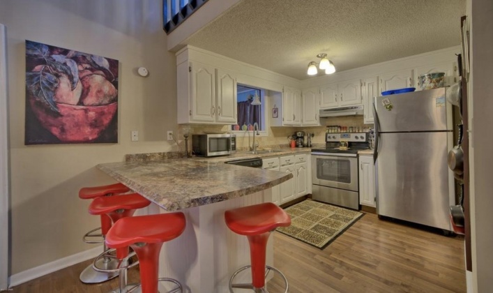 Panama City Beach, Florida 32413, 3 Bedrooms Bedrooms, ,2 BathroomsBathrooms,Residential,For Sale,Junipero,869096