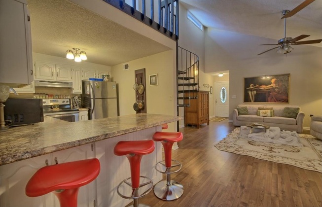 Panama City Beach, Florida 32413, 3 Bedrooms Bedrooms, ,2 BathroomsBathrooms,Residential,For Sale,Junipero,869096