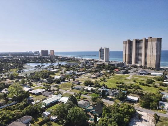 Panama City Beach, Florida 32413, 3 Bedrooms Bedrooms, ,2 BathroomsBathrooms,Residential,For Sale,Junipero,869096