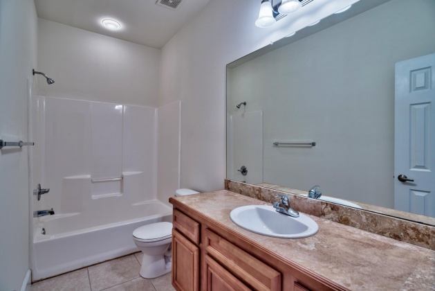 Freeport, Florida 32439, 2 Bedrooms Bedrooms, ,3 BathroomsBathrooms,Residential,For Sale,331 Business,869098