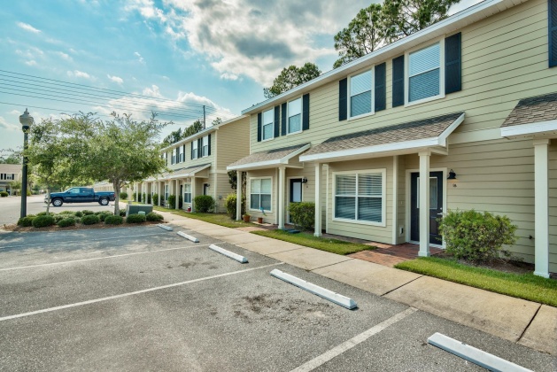 Freeport, Florida 32439, 2 Bedrooms Bedrooms, ,3 BathroomsBathrooms,Residential,For Sale,331 Business,869098