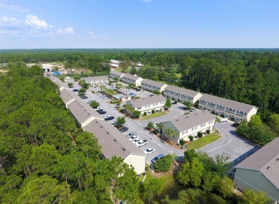 Freeport, Florida 32439, 2 Bedrooms Bedrooms, ,3 BathroomsBathrooms,Residential,For Sale,331 Business,869098
