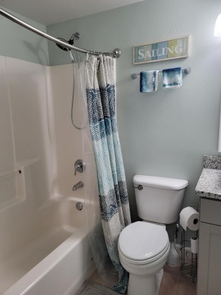Panama City, Florida 32408, 2 Bedrooms Bedrooms, ,3 BathroomsBathrooms,Residential,For Sale,Thomas,869115