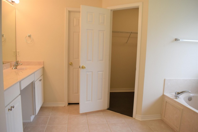 Navarre, Florida 32566, 4 Bedrooms Bedrooms, ,2 BathroomsBathrooms,Residential,For Sale,Pepper,869141