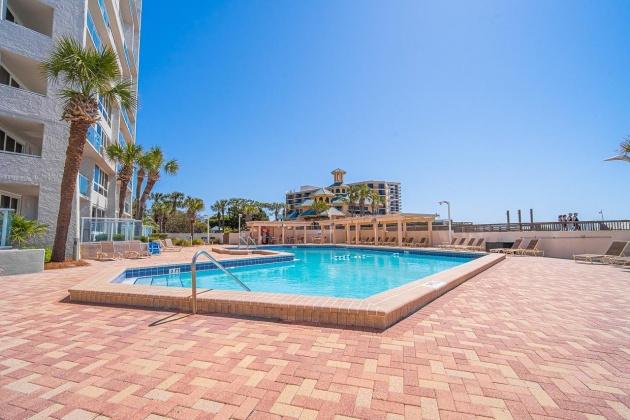 Miramar Beach, Florida 32550, 1 Bedroom Bedrooms, ,1 BathroomBathrooms,Residential,For Sale,Beachside Two,869102