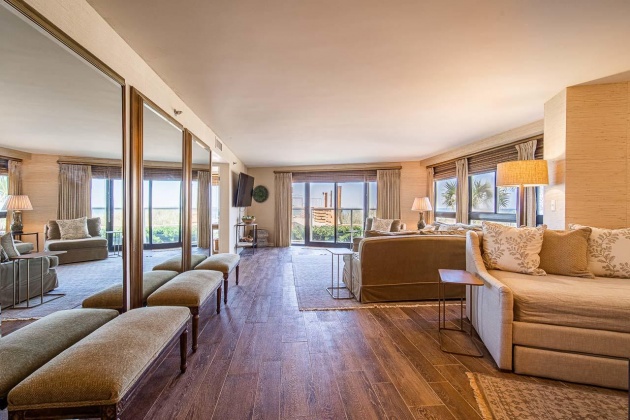 Miramar Beach, Florida 32550, 1 Bedroom Bedrooms, ,1 BathroomBathrooms,Residential,For Sale,Beachside Two,869102