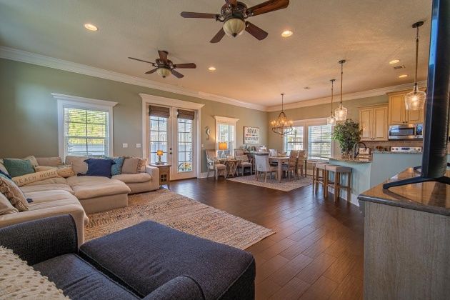 Miramar Beach, Florida 32550, 4 Bedrooms Bedrooms, ,4 BathroomsBathrooms,Residential,For Sale,Lakeland,869122