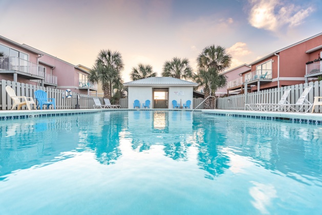 Miramar Beach, Florida 32550, 2 Bedrooms Bedrooms, ,3 BathroomsBathrooms,Residential,For Sale,Geronimo,869156