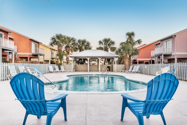 Miramar Beach, Florida 32550, 2 Bedrooms Bedrooms, ,3 BathroomsBathrooms,Residential,For Sale,Geronimo,869156
