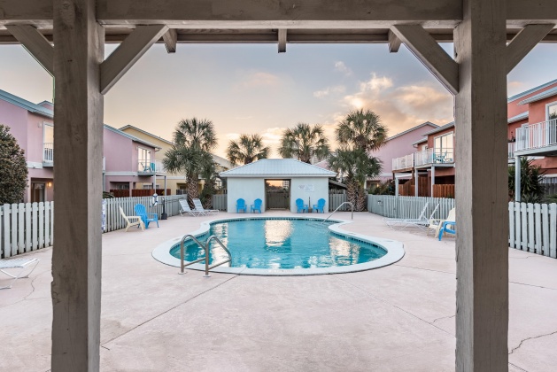 Miramar Beach, Florida 32550, 2 Bedrooms Bedrooms, ,3 BathroomsBathrooms,Residential,For Sale,Geronimo,869156
